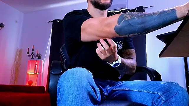 Chat XXX Live MightyAaron66