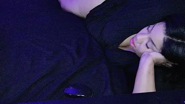 Chat XXX en directo de RoxieVoss