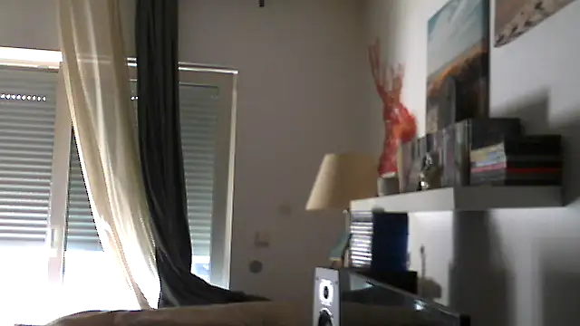 B-A-M-B-I Webcamshow