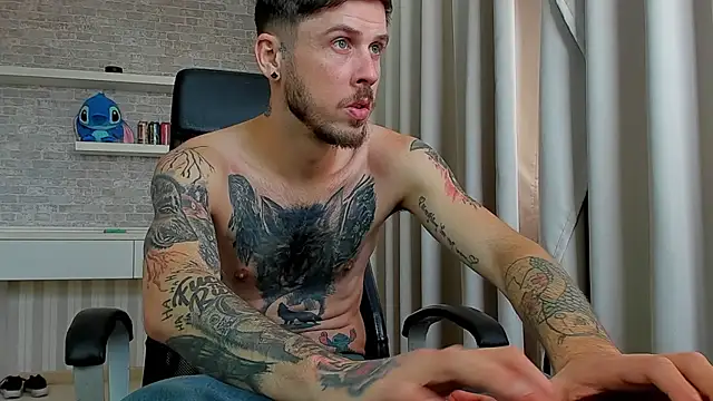 JonahShaw – Naživo XXX chat