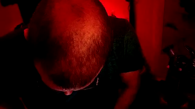 MasterDaddyCool XXX чат на живо