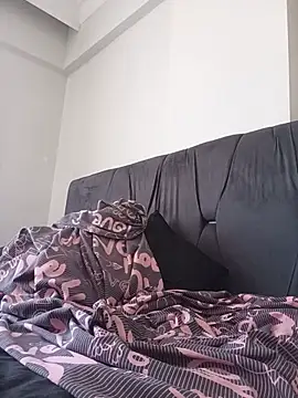 عرض كام NiiiRvaNaa