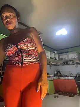 دردشة ASIANMISTRESSSS الجنسية المباشرة
