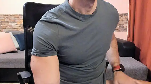 HotHunkTrainer Live XXX-Chat