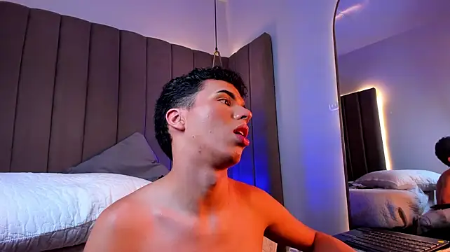 צ'אט XXX בשידור חי של Seab_trooy