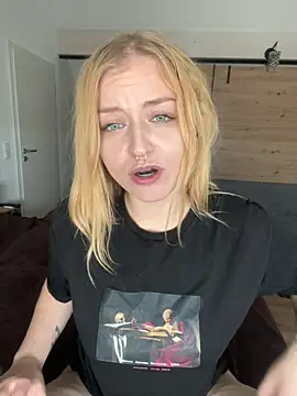CherryyCheeks Live XXX-Chat