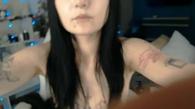 צ'אט XXX בשידור חי של Jade_Blaze
