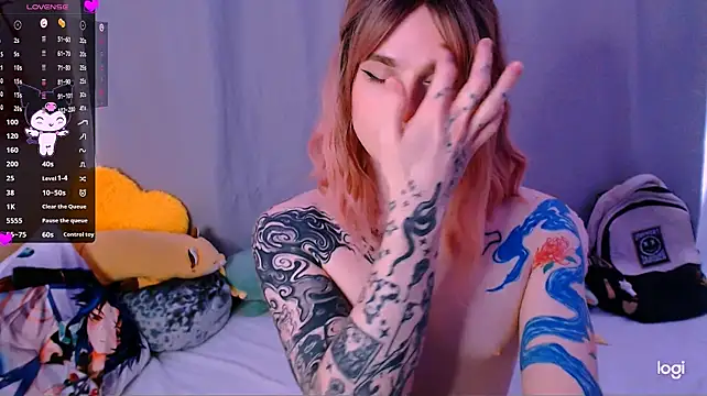 Alice_Hells élő XXX-chatje