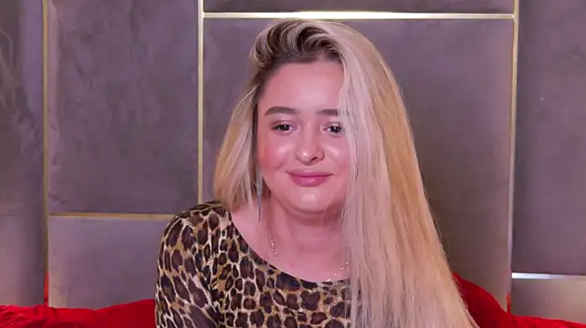 LaceyDover's Live XXX Chat
