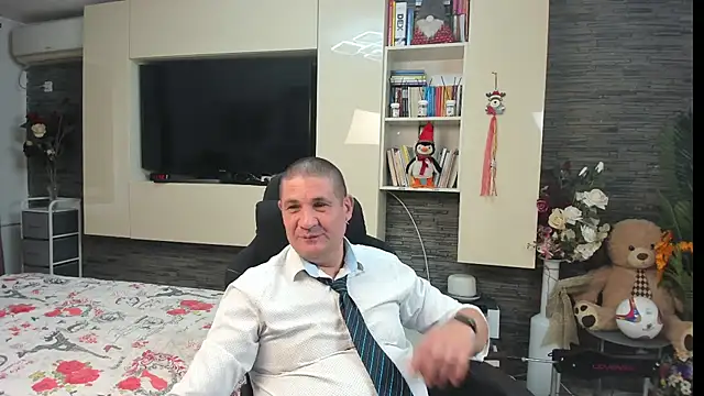 Chat +18 de SpartacusDaddy48 ao vivo
