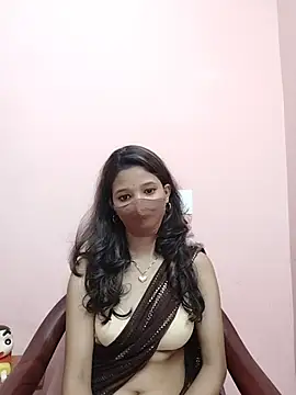 Show modela Sujatha__sujji_ na web-kameri