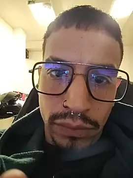 Juann-cock live XXX chat