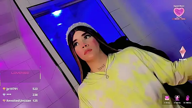 moon_sweet- élő XXX-chatje