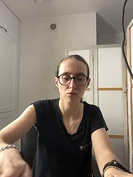 MartiniiSelenna's Live XXX Chat