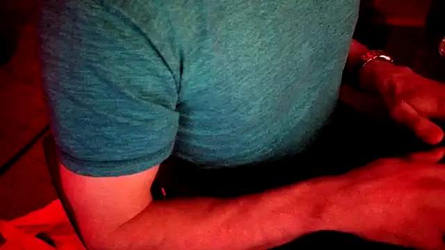 MasterDaddyCool's Live XXX Chat