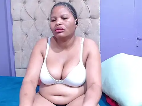 BubblyCheese's Live XXX Chat