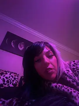 دردشة lil_jiggly الجنسية المباشرة