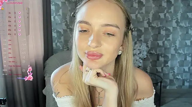 A_delina Chat XXX in diretta
