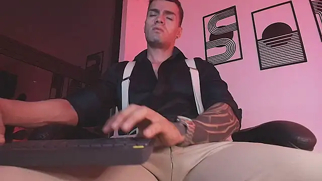 Chat XXX en directo de ALPHA_DOMINUS_