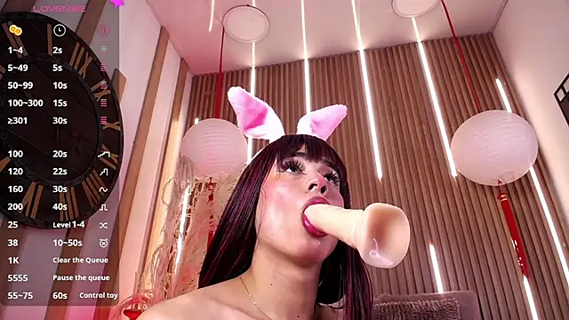 Chatroom XXX en direct de Chloe_Lombardi