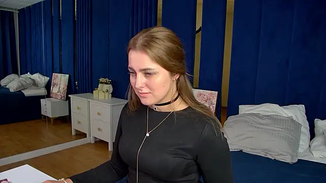 EllaBells 라이브 XXX 채팅