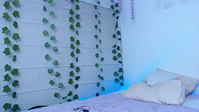 Sarabubbie 现场XXX聊天