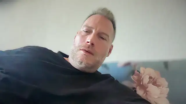 Christian87xxx Webcamshow