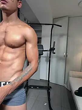 Paradise_boy__ Show in webcam