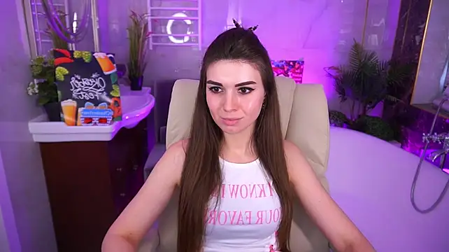 KylieJoyys' Live XXX Chat