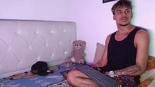 دردشة Angel_foxc13 الجنسية المباشرة