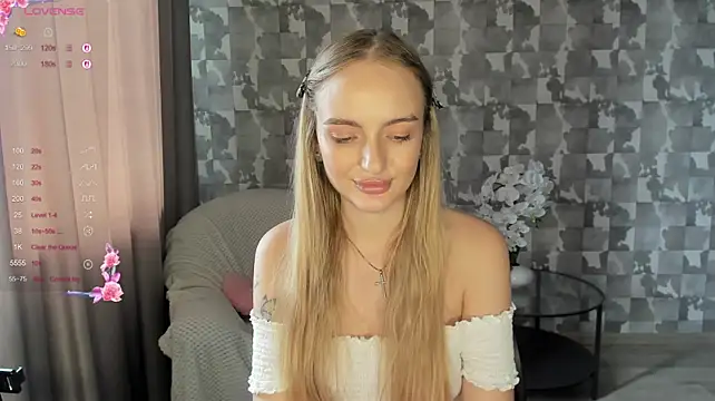 A_delina live XXX chat