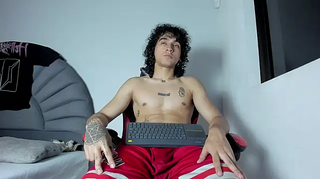 Онлайн чат XXX JackSavage_