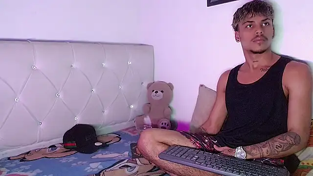 دردشة Angel_foxc13 الجنسية المباشرة