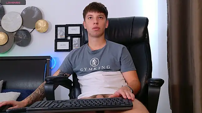XXX chat uživo modela ThomasEdisonn
