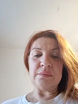 KiraXTender – Naživo XXX chat