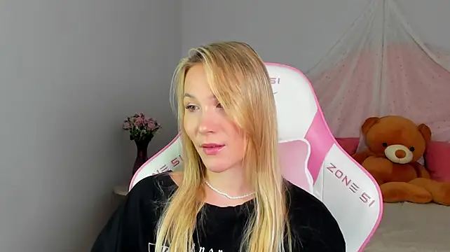 Chatroom XXX en direct de ElaraVoltage