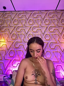 MelanyyJhonson15 Chat XXX in diretta