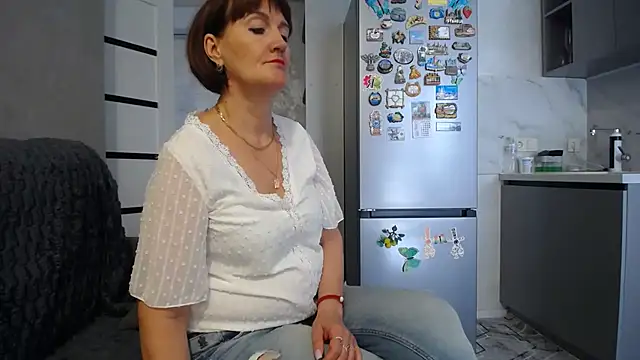 Hot-Tina Chat XXX live