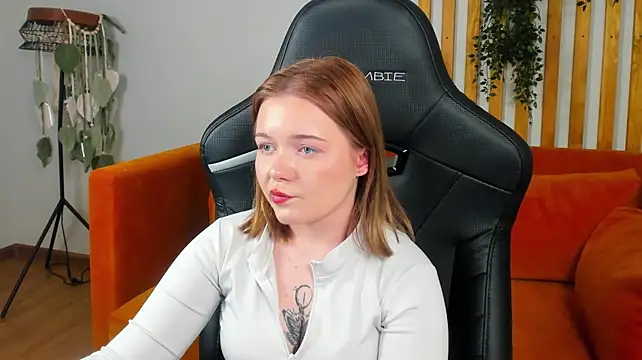 ElinaVale Obrolan Langsung XXX