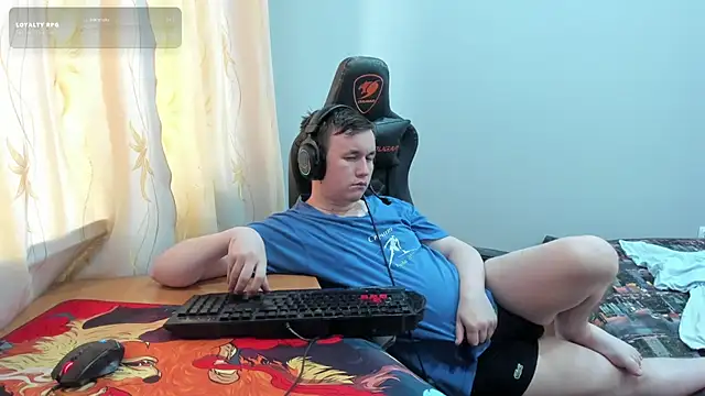 iliaskrislove XXX чат на живо