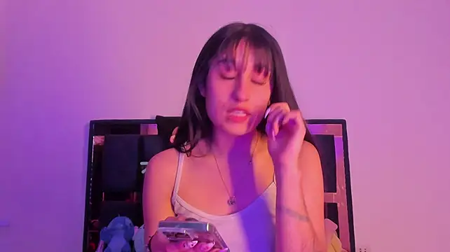 Princesstiny's Live XXX Chat