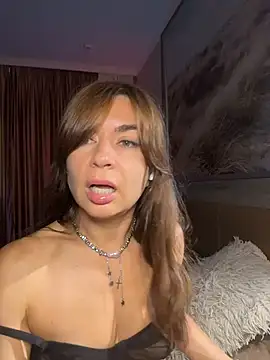 Chat XXX en directo de Mary_Kiitty