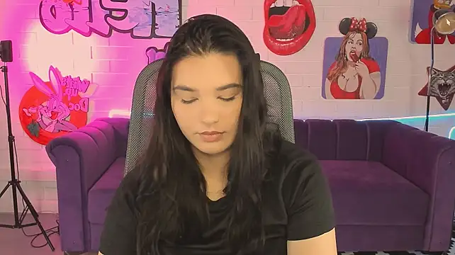 Chat +18 de KristinaFairfax ao vivo