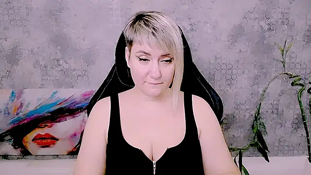 Czat XXX na żywo – Djullia
