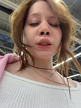 SlavicCandy live XXX chat
