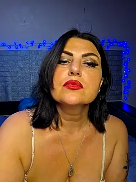 kataleya94 Adlı Modelin Canlı XXX Sohbeti