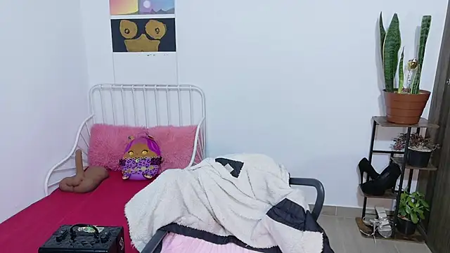 Chat XXX Live Emerald_Sparkles_