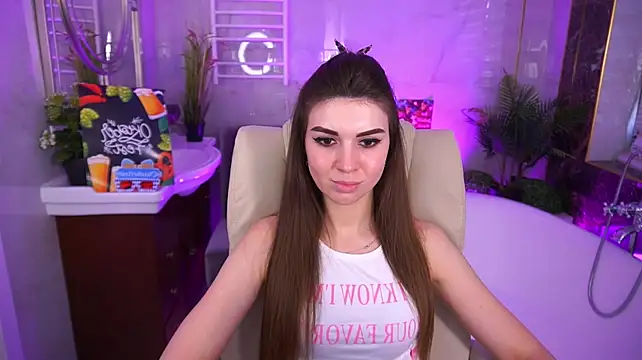 KylieJoyys 现场XXX聊天