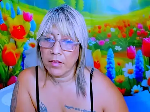 indianroxy Live XXX-chat