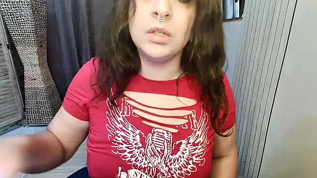 Lustylian Live XXX chat